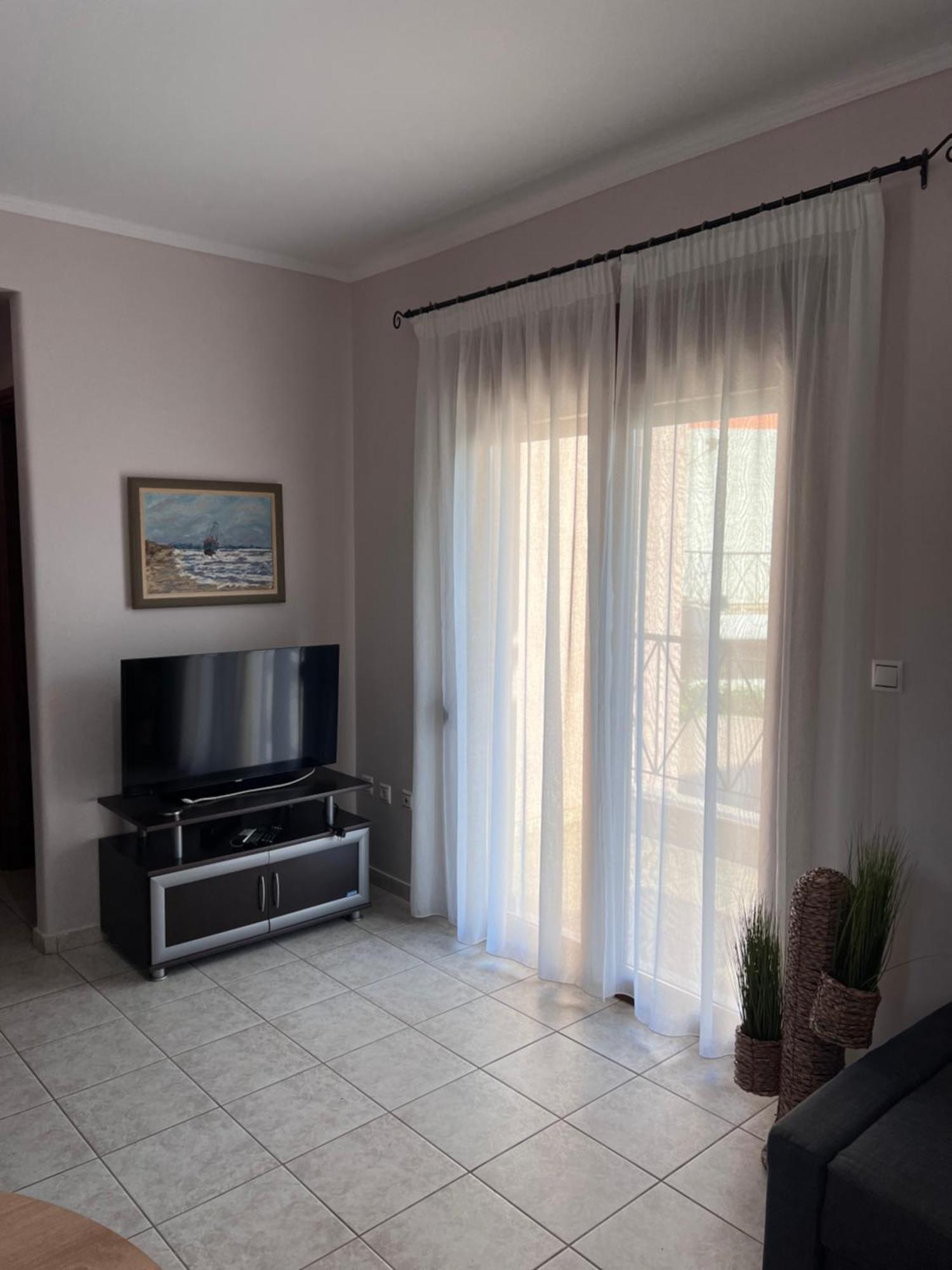 Joanna Apartment เยราคินิ ภายนอก รูปภาพ